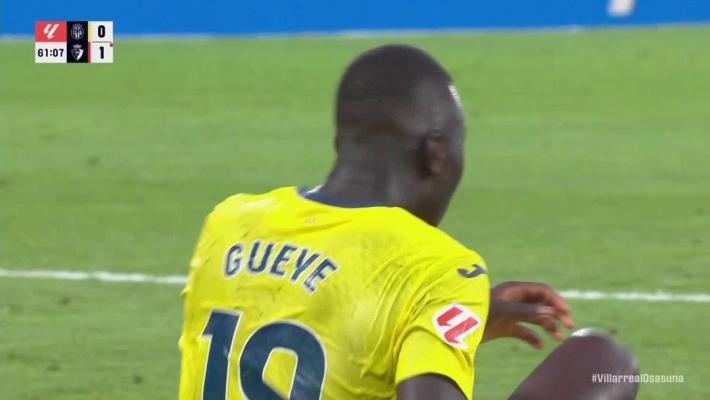 震撼全场！盖耶单臂隔防力挽狂澜，暴力补扣点燃全场激情